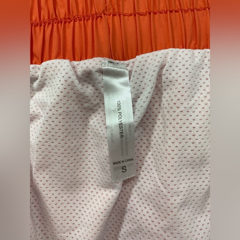 Neon Orange Gym Shorts Unbranded NWOT Size Small SKU0918 - Picture 5 of 9